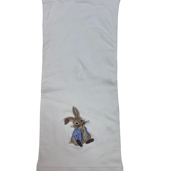 NWT White Pima Cotton Peter Rabbit Embroidered Burp Cloth - Picture 2 of 2